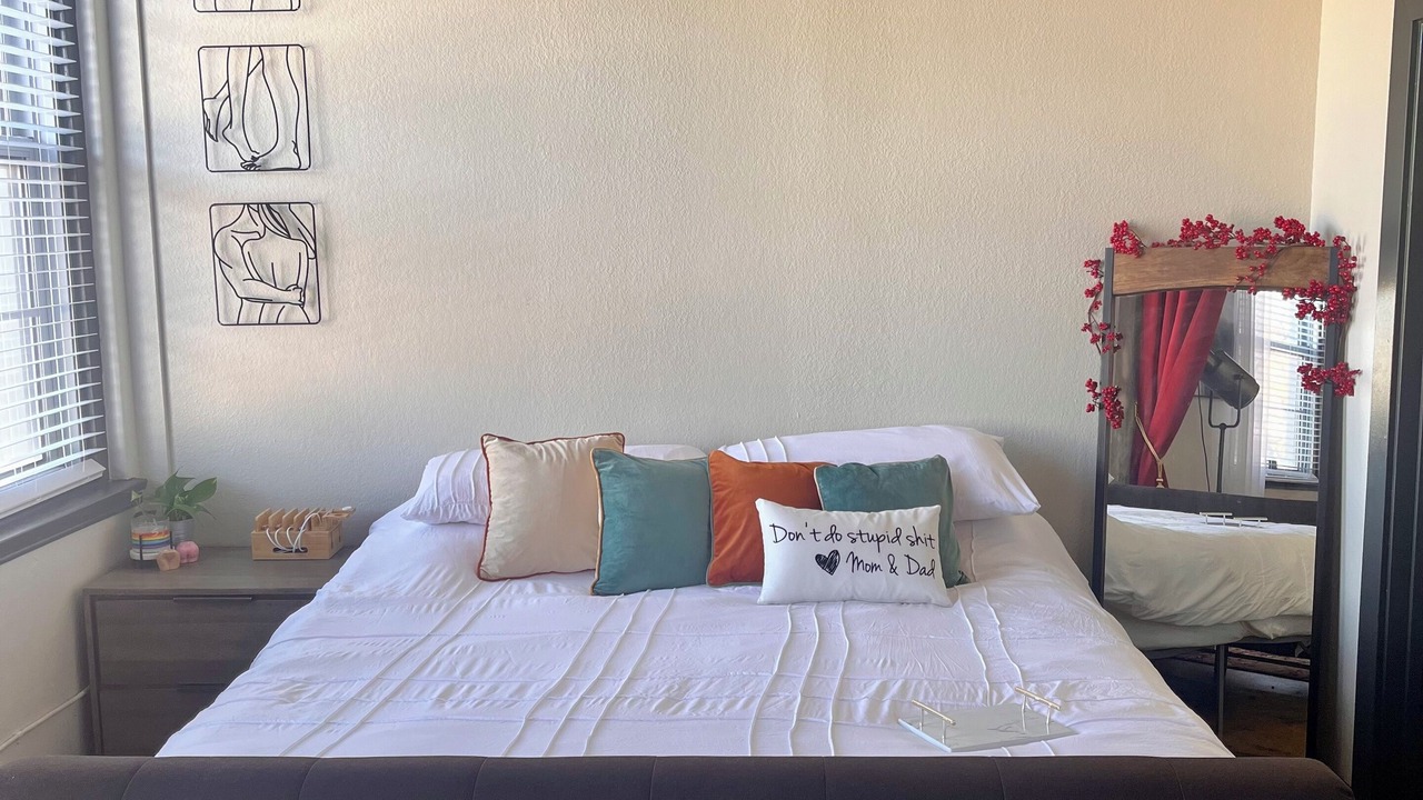 Photo of Bedroom in Uptown
