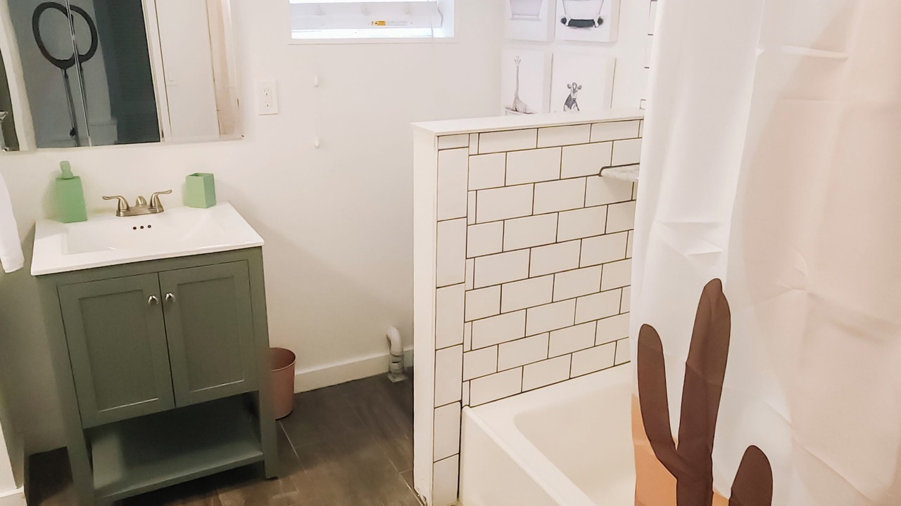 Photo of Bathroom in West Colfax