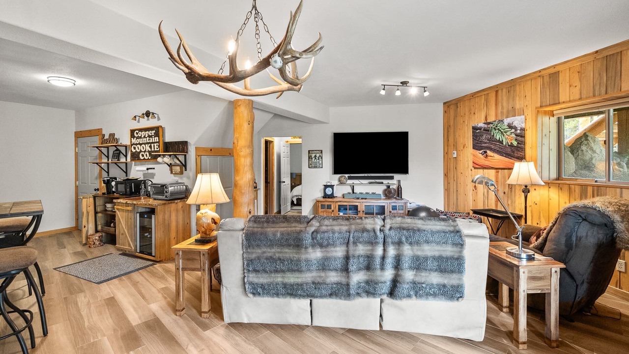 Photo of Bedroom in Twin Lakes
