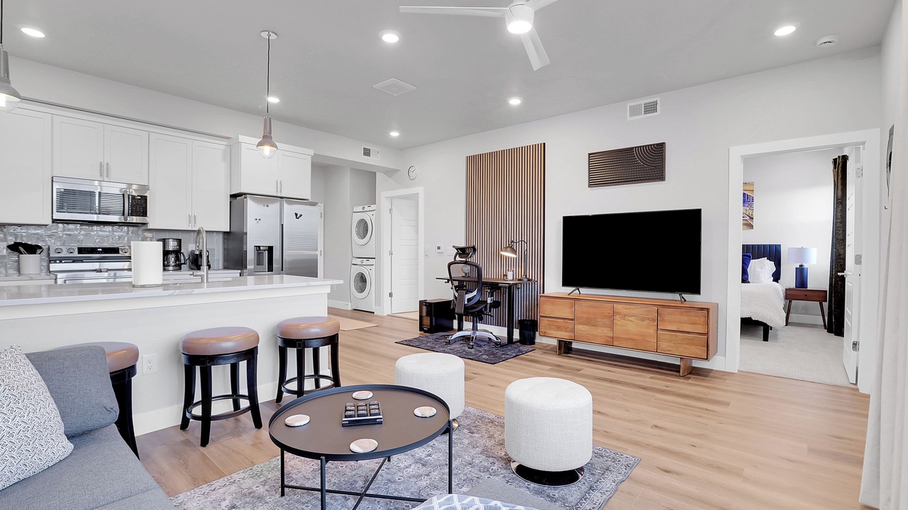 Photo of Livingroom in West Colfax
