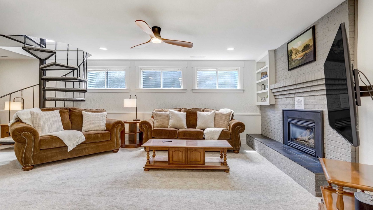 Photo of Livingroom in Northeast Colorado Springs