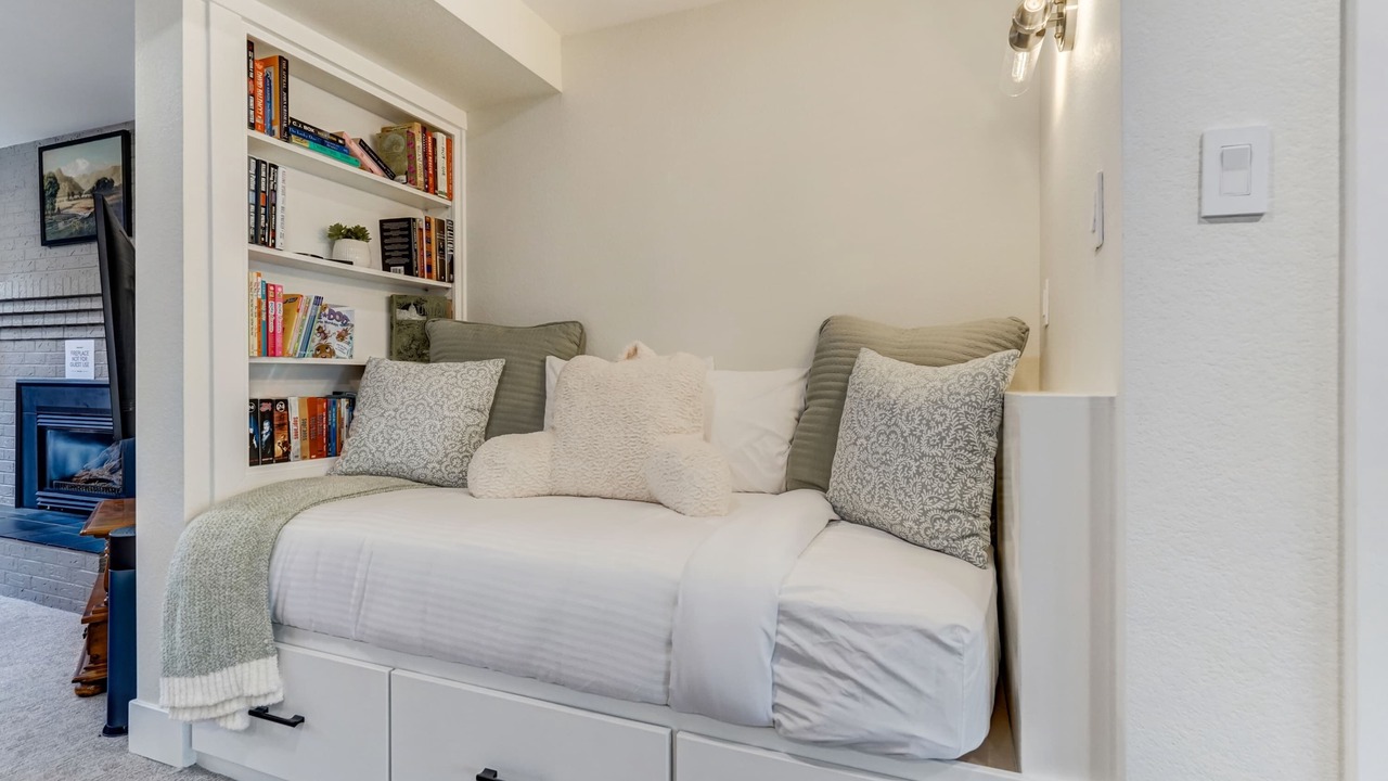 Photo of Bedroom in Northeast Colorado Springs