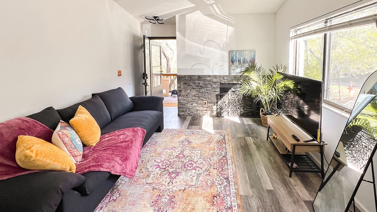 Photo of Livingroom in West Colorado Springs