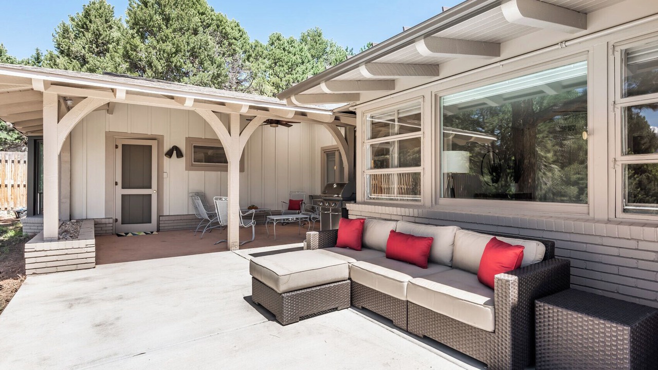 Photo of Patio Balcony in Kissing Camels