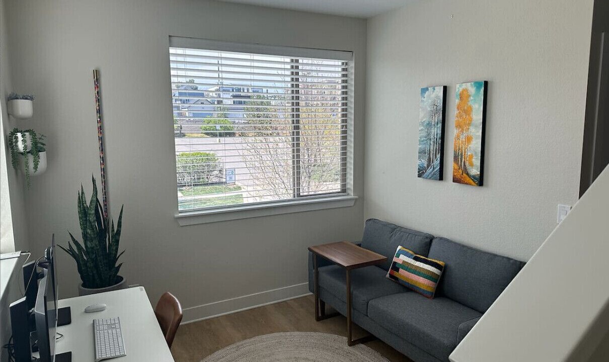 Photo of Bedroom in Jefferson Park