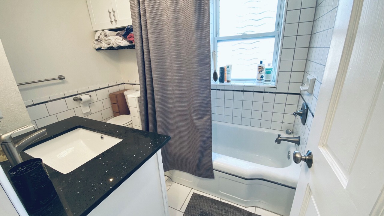 Photo of Bathroom in North Alameda