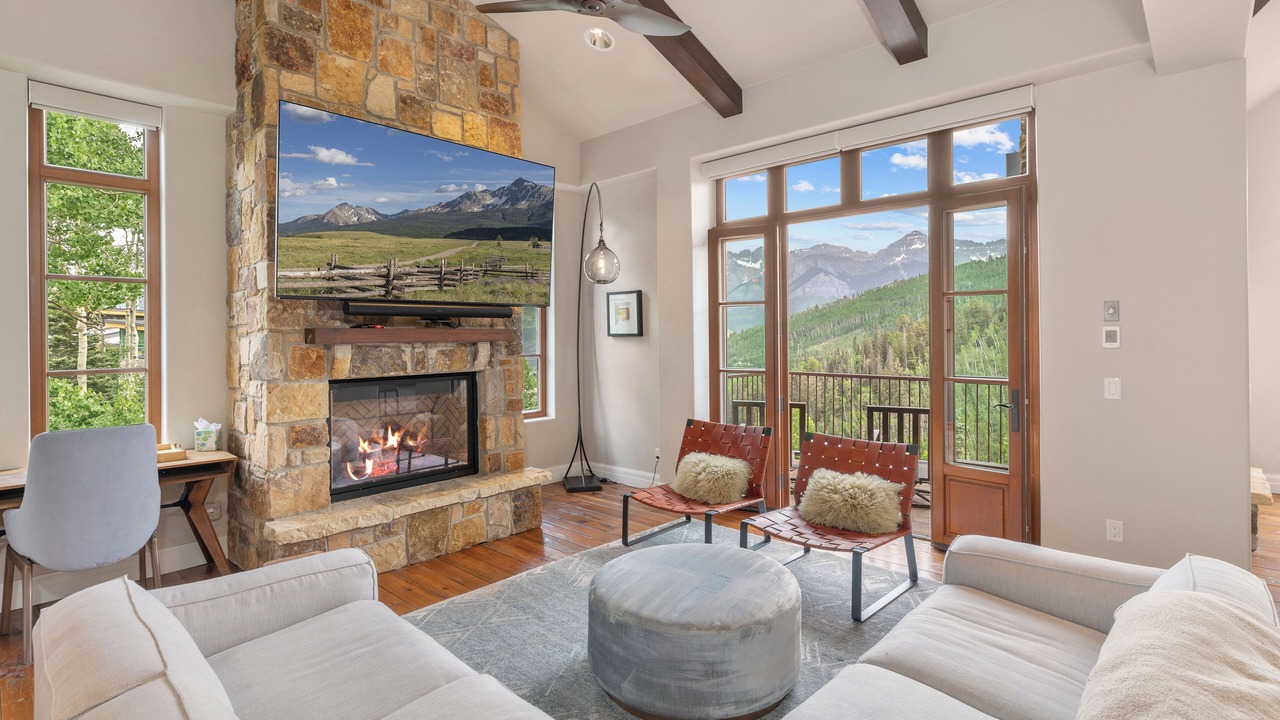 Photo of Livingroom in Mountain Village