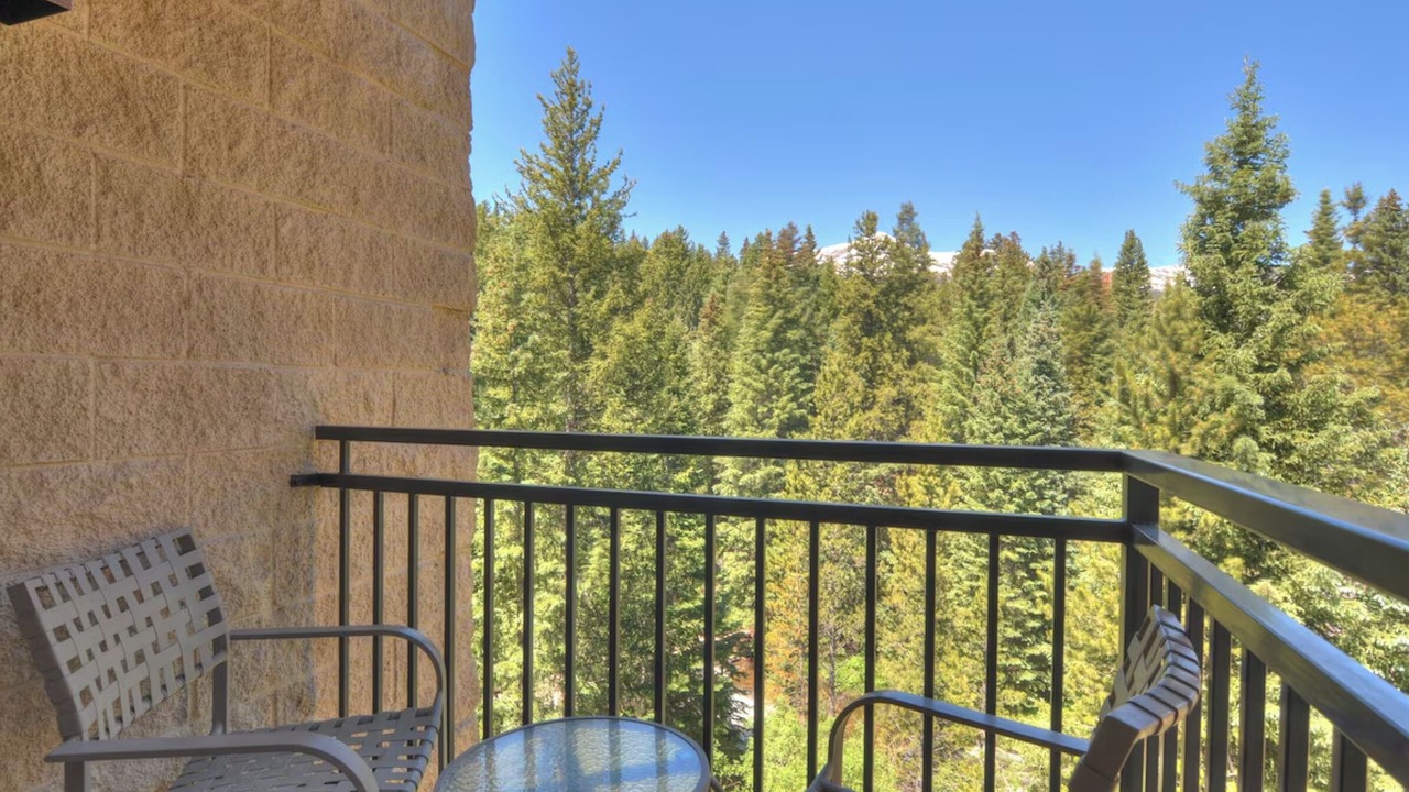 Photo of Outdoor in Peak 9