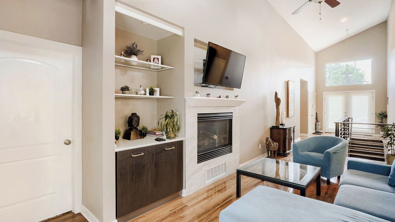 Photo of Livingroom in Lakewood