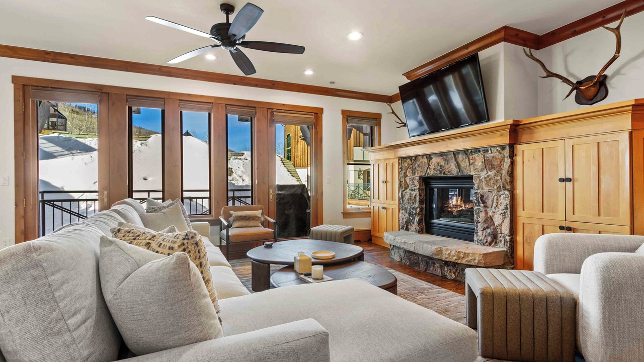 Photo of Livingroom in Beaver Creek