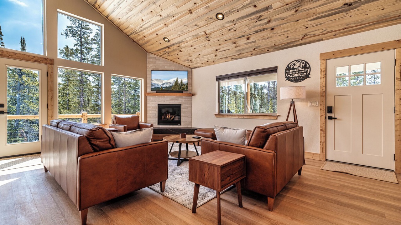 Photo of Livingroom in Valley of the Sun