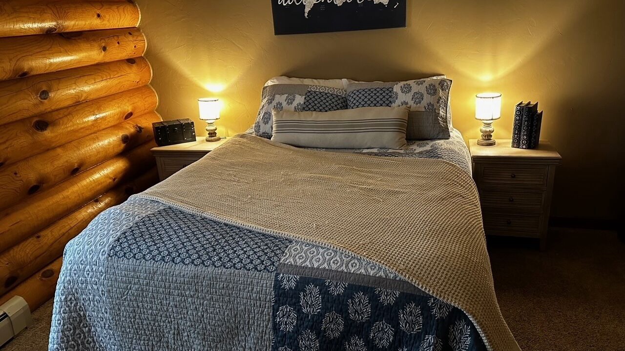 Photo of Bedroom in Woodmoor