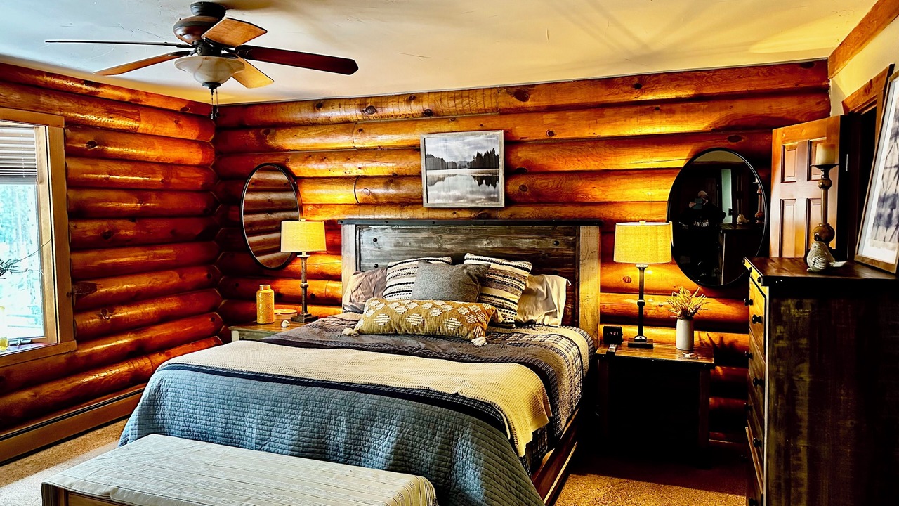 Photo of Bedroom in Woodmoor