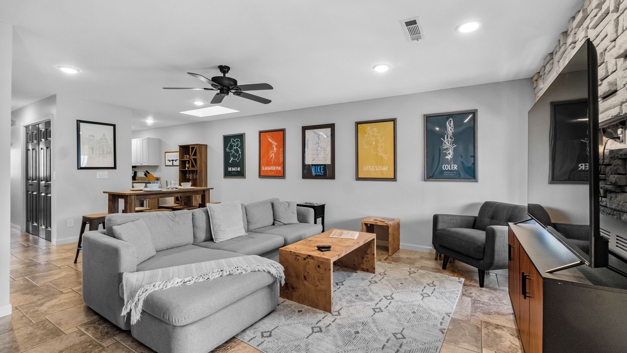 Photo of Livingroom in Bentonville
