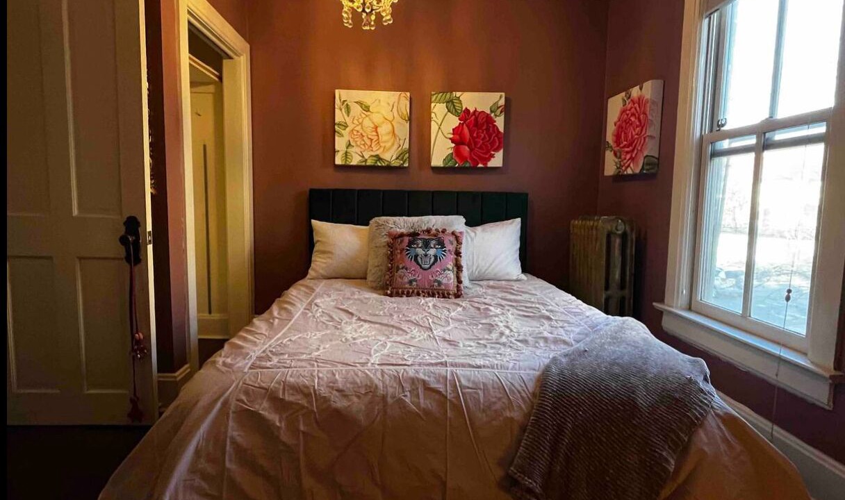Photo of Bedroom in Golden