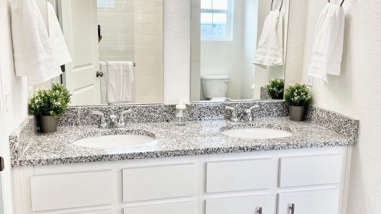 Photo of Bathroom in Aurora
