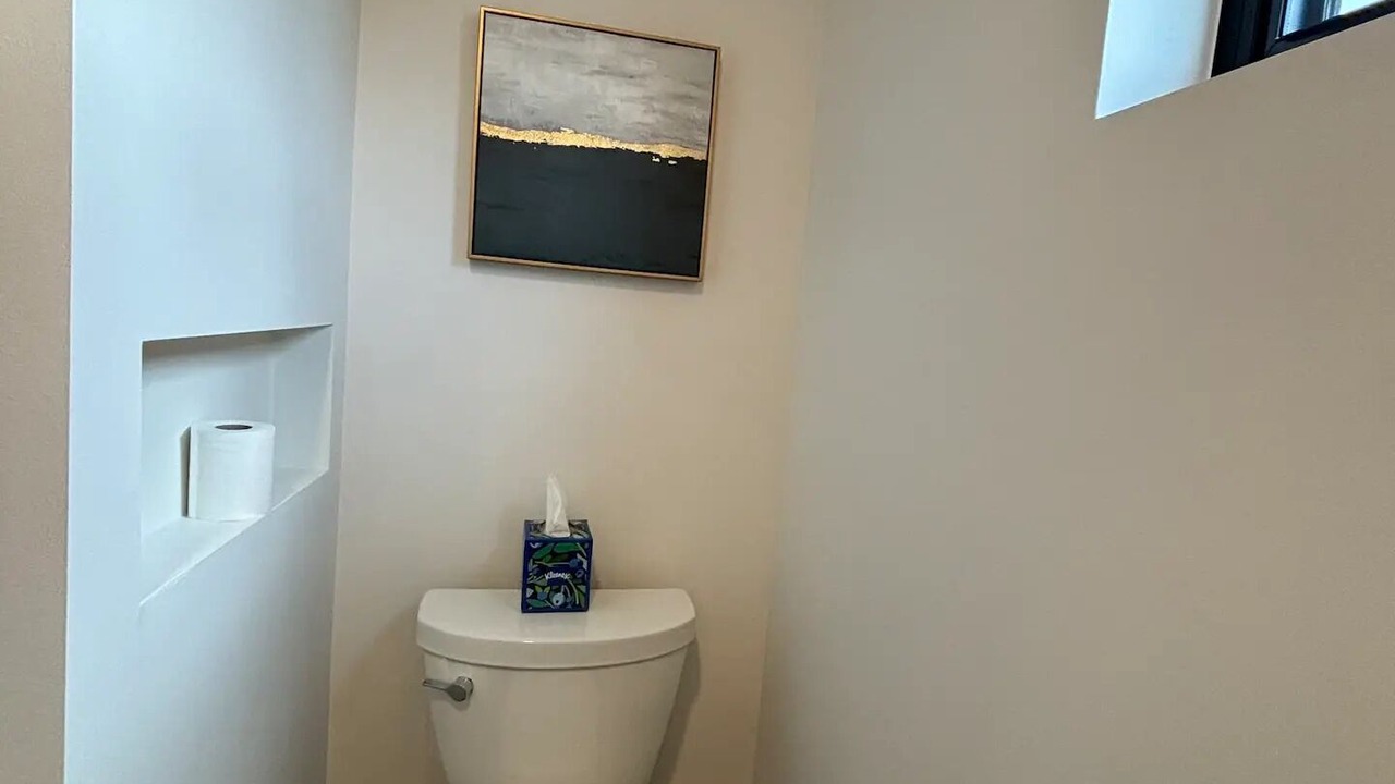 Photo of Bathroom in Sunnyside