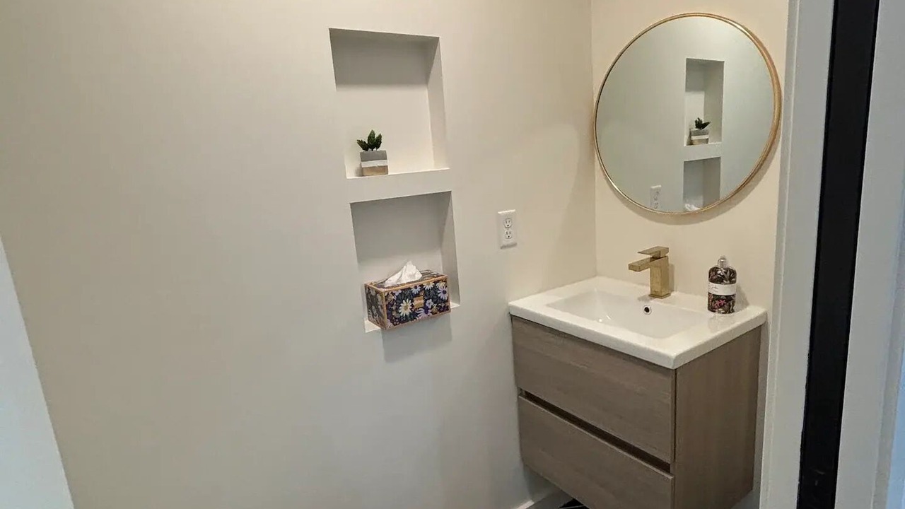 Photo of Bathroom in Sunnyside