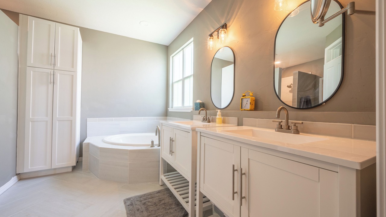 Photo of Bathroom in The Meadows