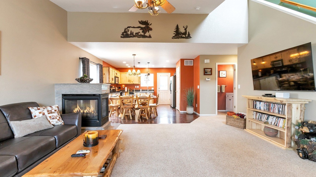 Photo of Livingroom in Roxborough