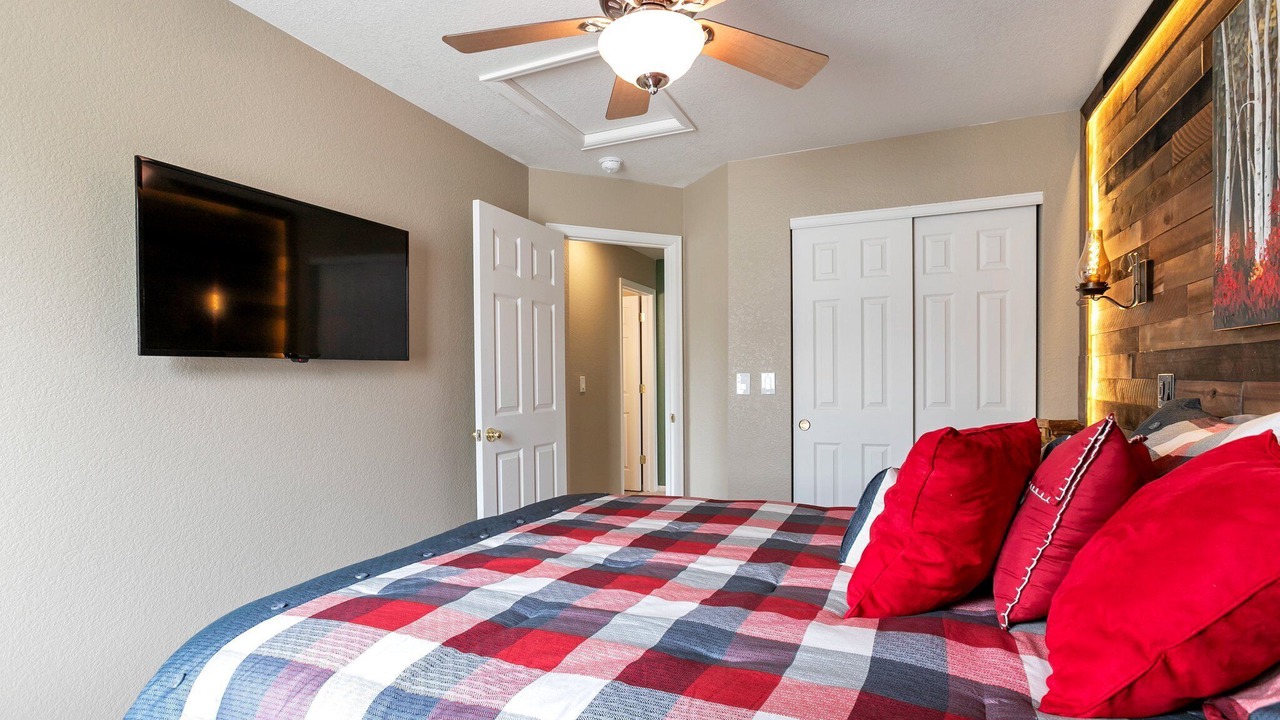 Photo of Bedroom in Roxborough