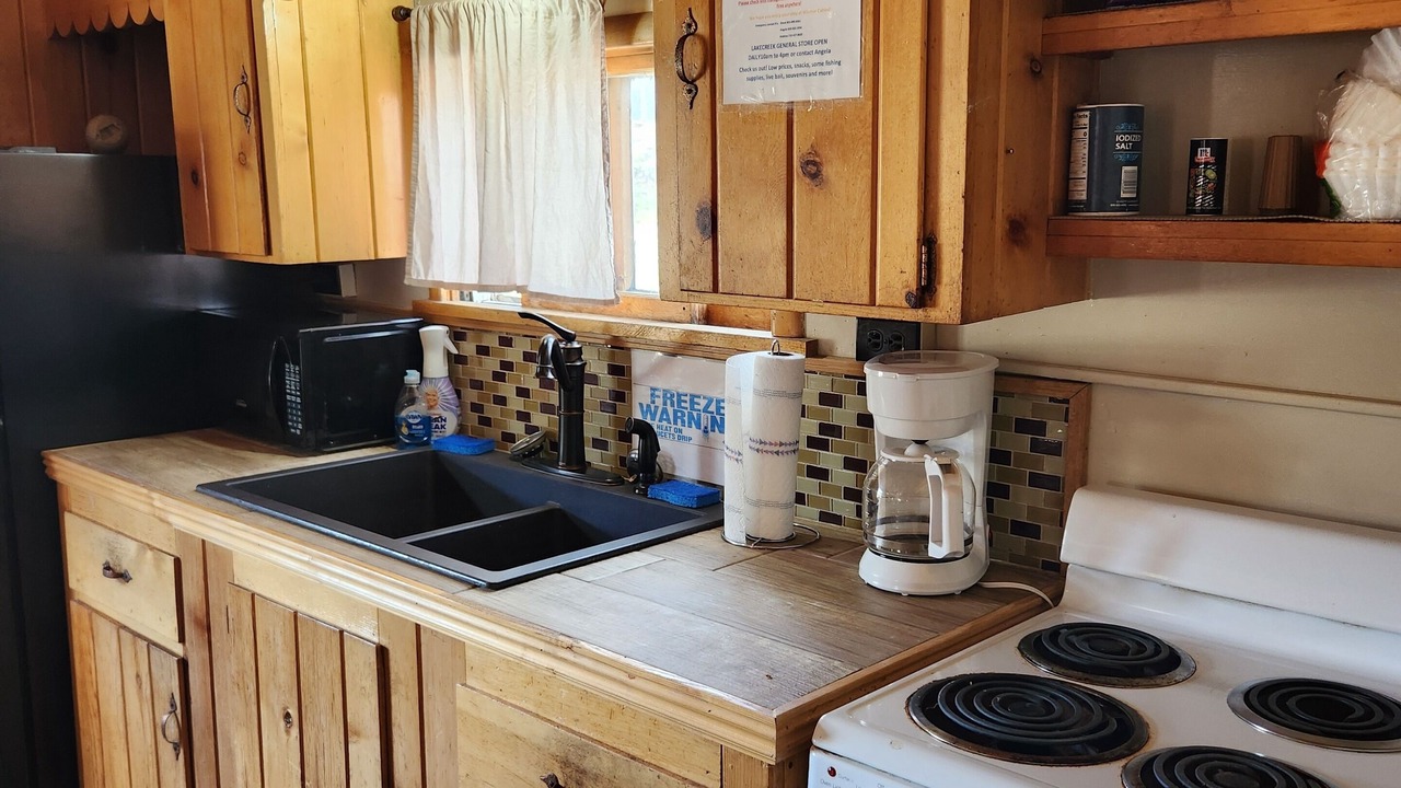Photo of Kitchen in Twin Lakes