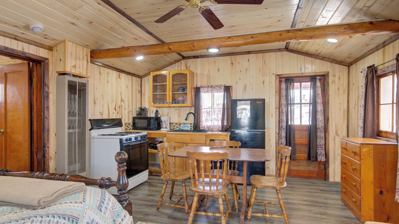 Photo of Livingroom in Twin Lakes