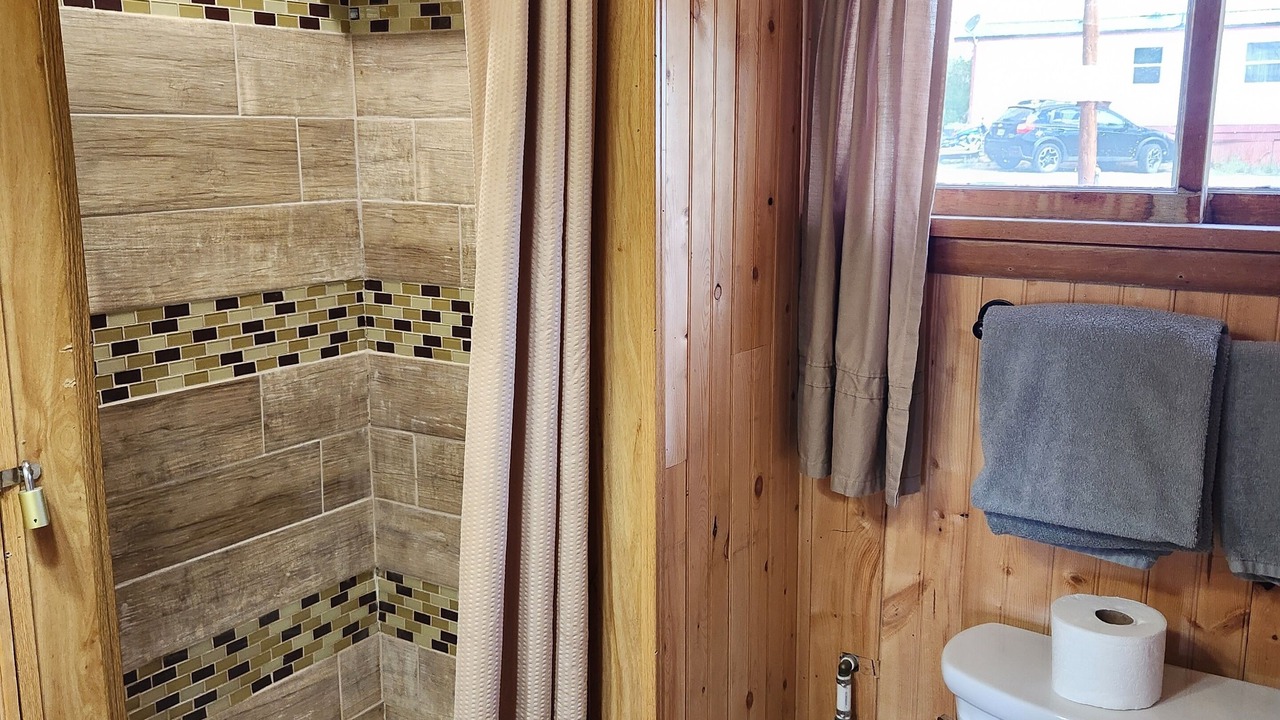 Photo of Bathroom in Twin Lakes