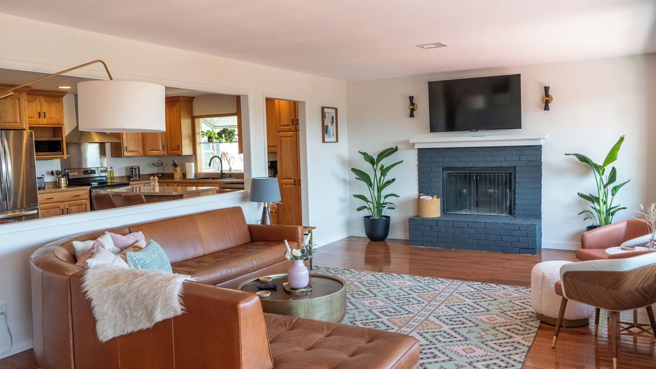 Photo of Livingroom in Northeast Colorado Springs
