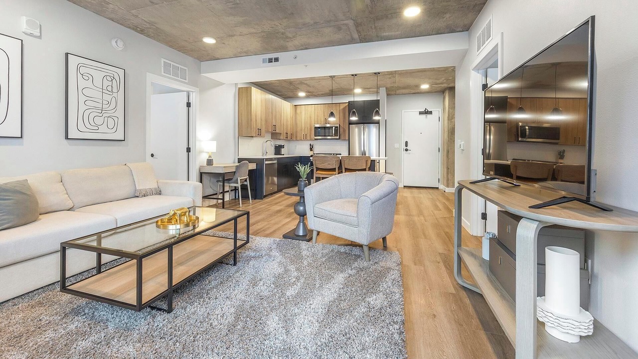 Photo of Livingroom in Englewood