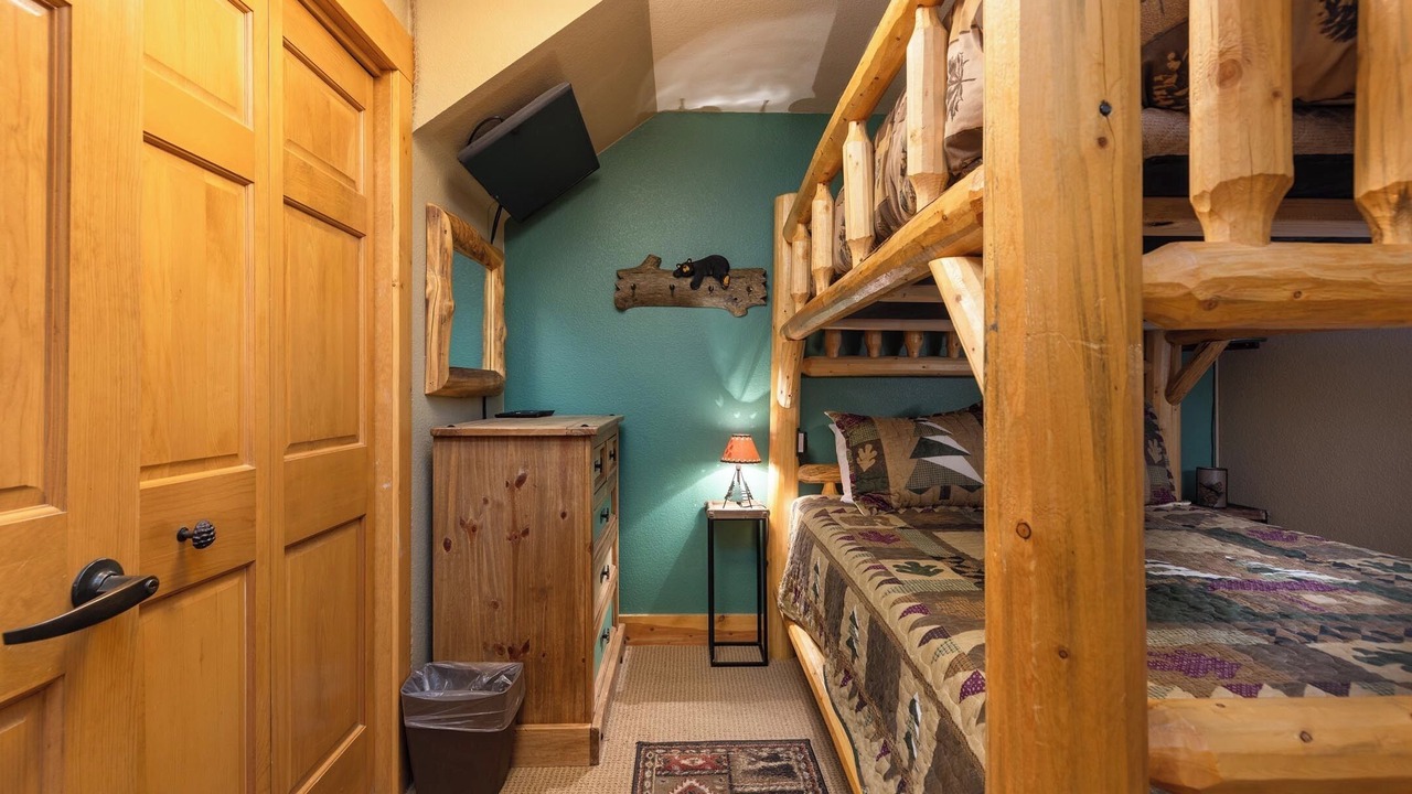 Photo of Bedroom in Keystone