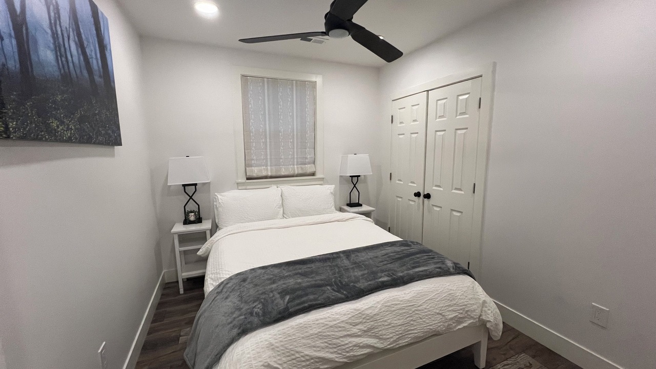Photo of Bedroom in Aurora