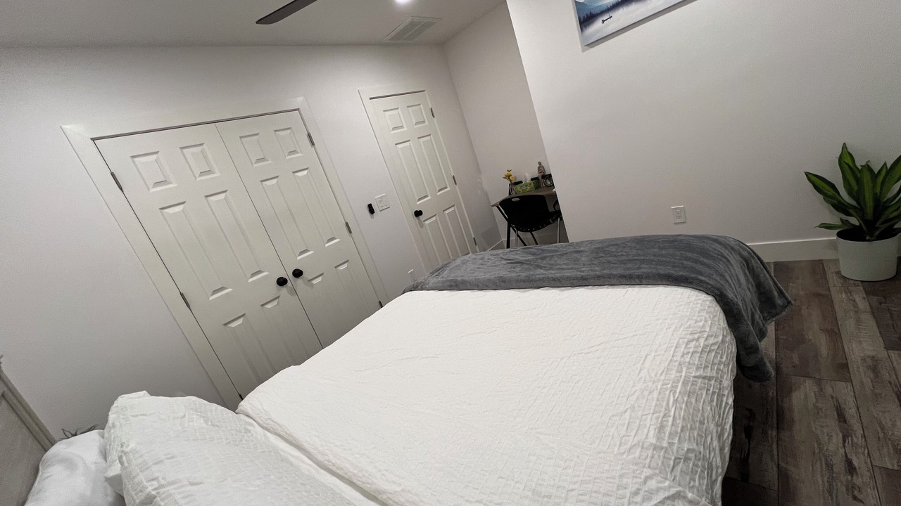 Photo of Bedroom in Aurora