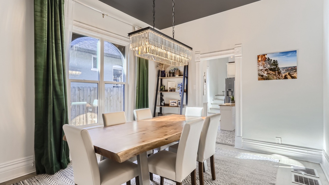 Photo of Livingroom in City Park West