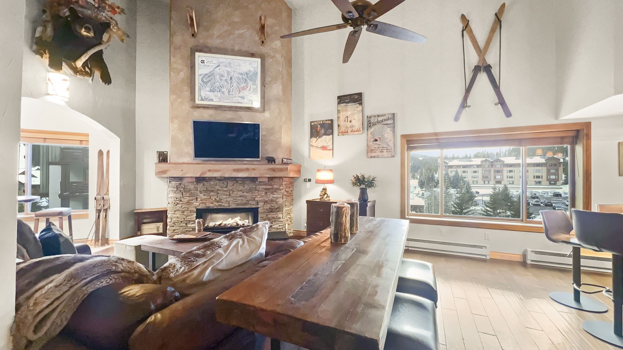 Photo of Livingroom in Copper Mountain Village