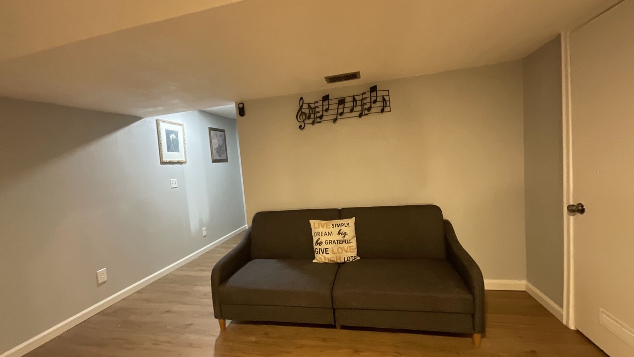 Photo of Livingroom in Scenic Heights
