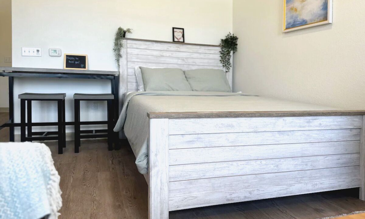 Photo of Bedroom in Uptown
