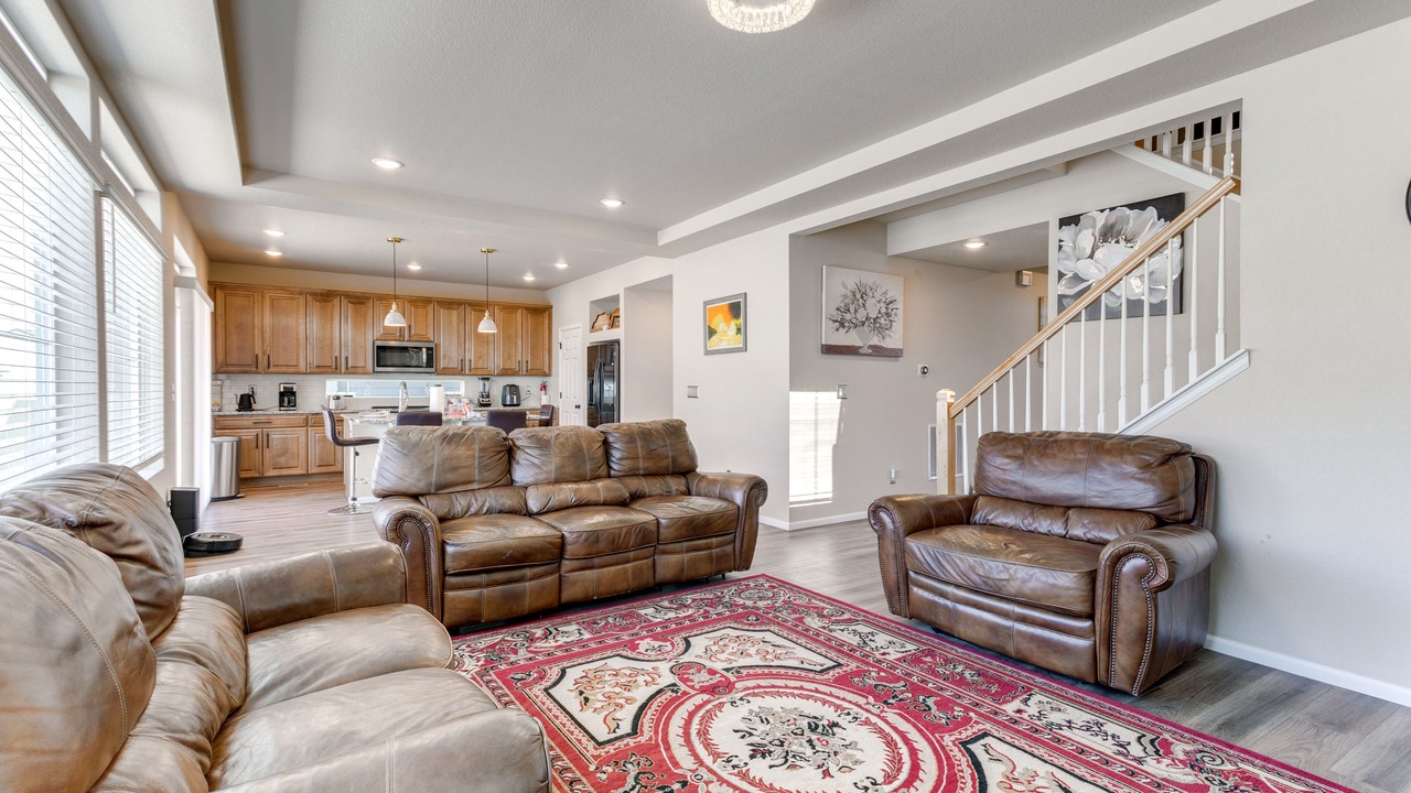 Photo of Livingroom in Aurora