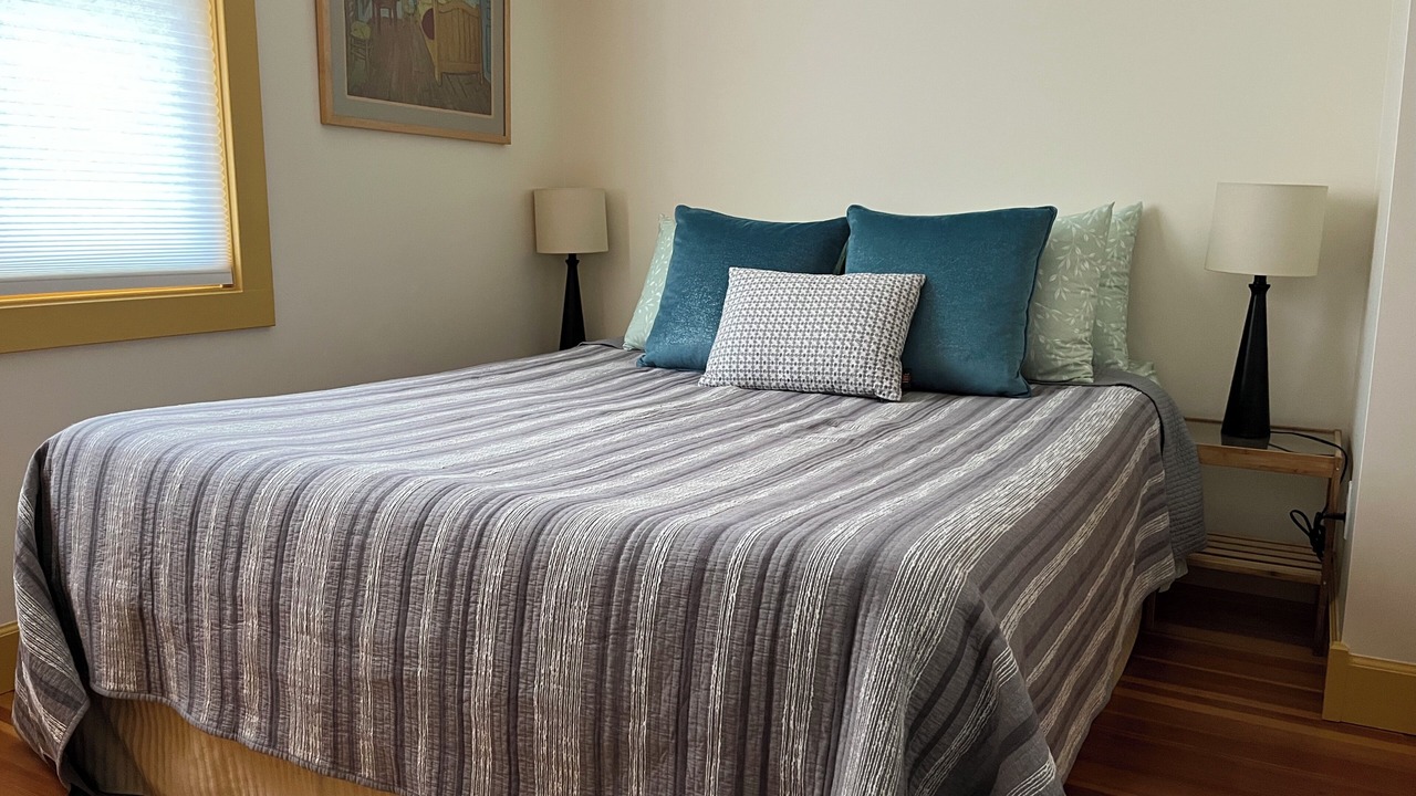Photo of Bedroom in Downtown
