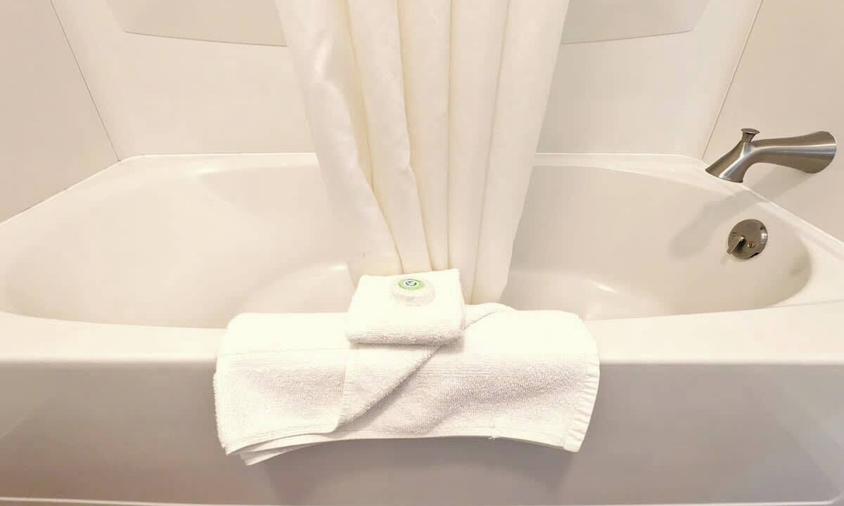 Photo of Bathroom in Manitou Springs Historic District