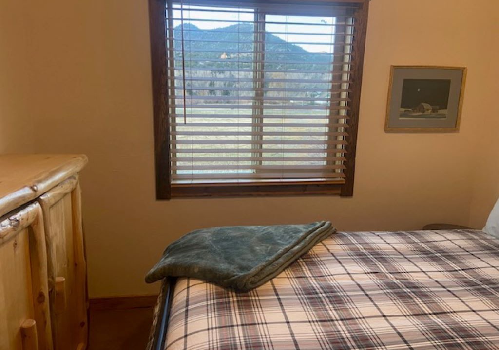 Photo of Bedroom in South Fork