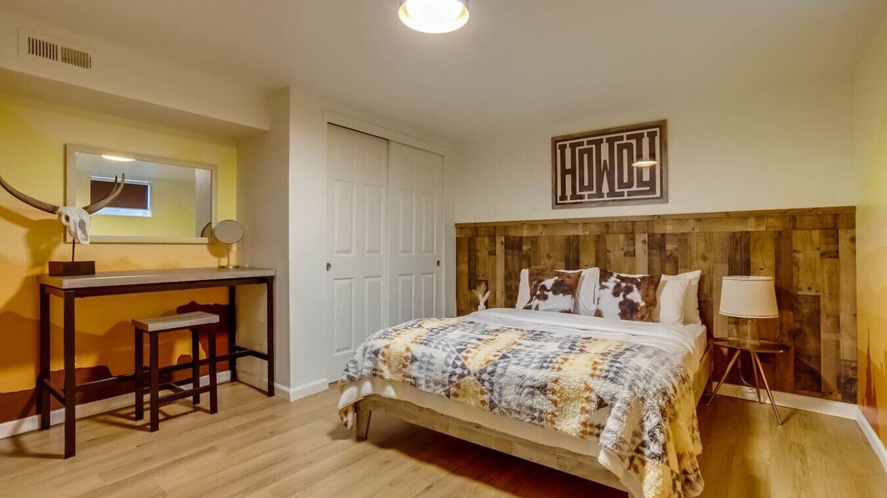 Photo of Bedroom in Arvada Plaza Area