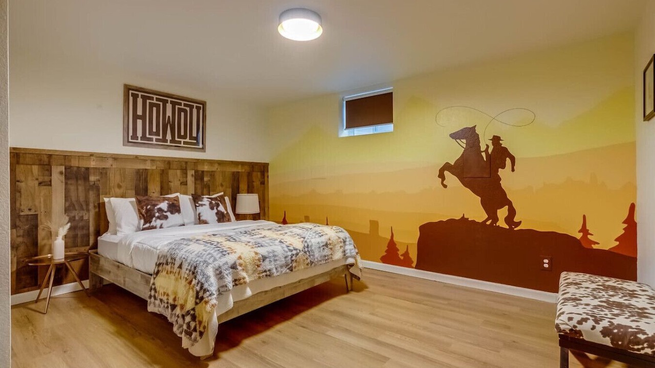 Photo of Bedroom in Arvada Plaza Area