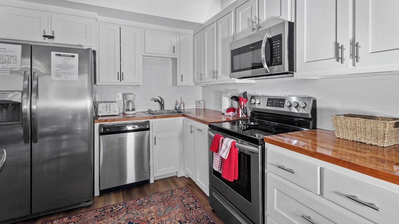 Photo of Kitchen in Red River