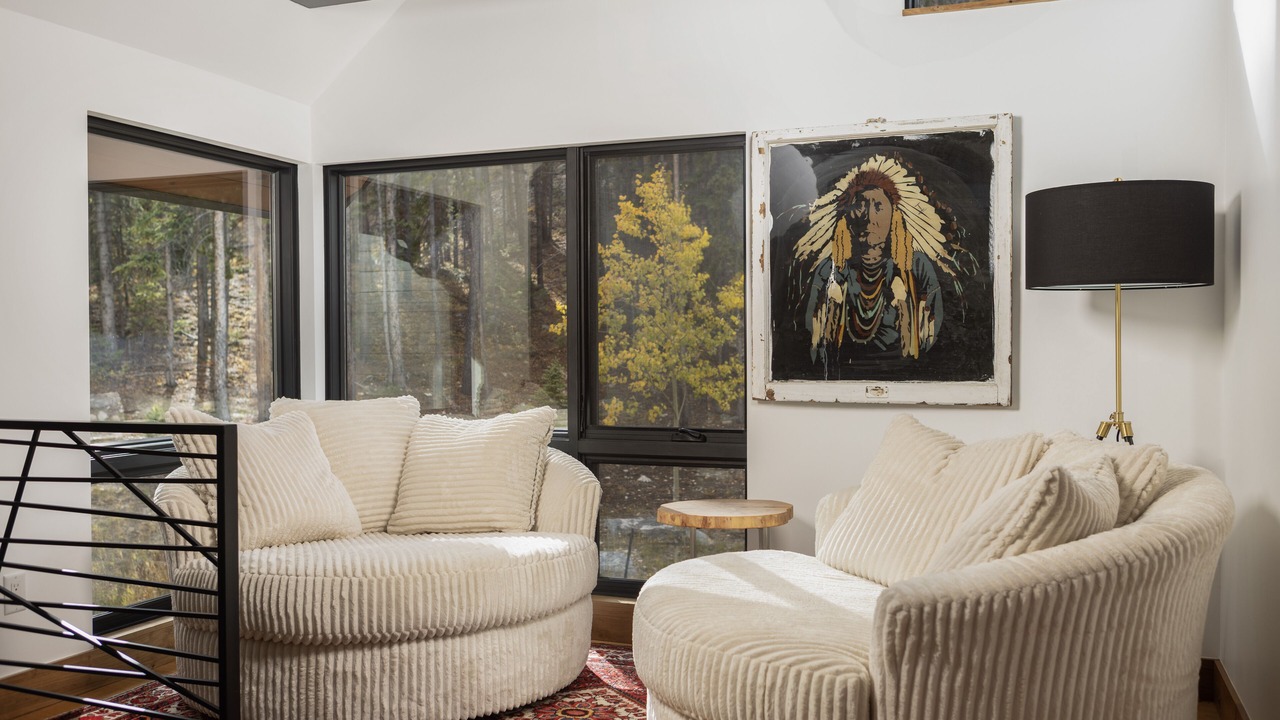 Photo of Livingroom in Blue River