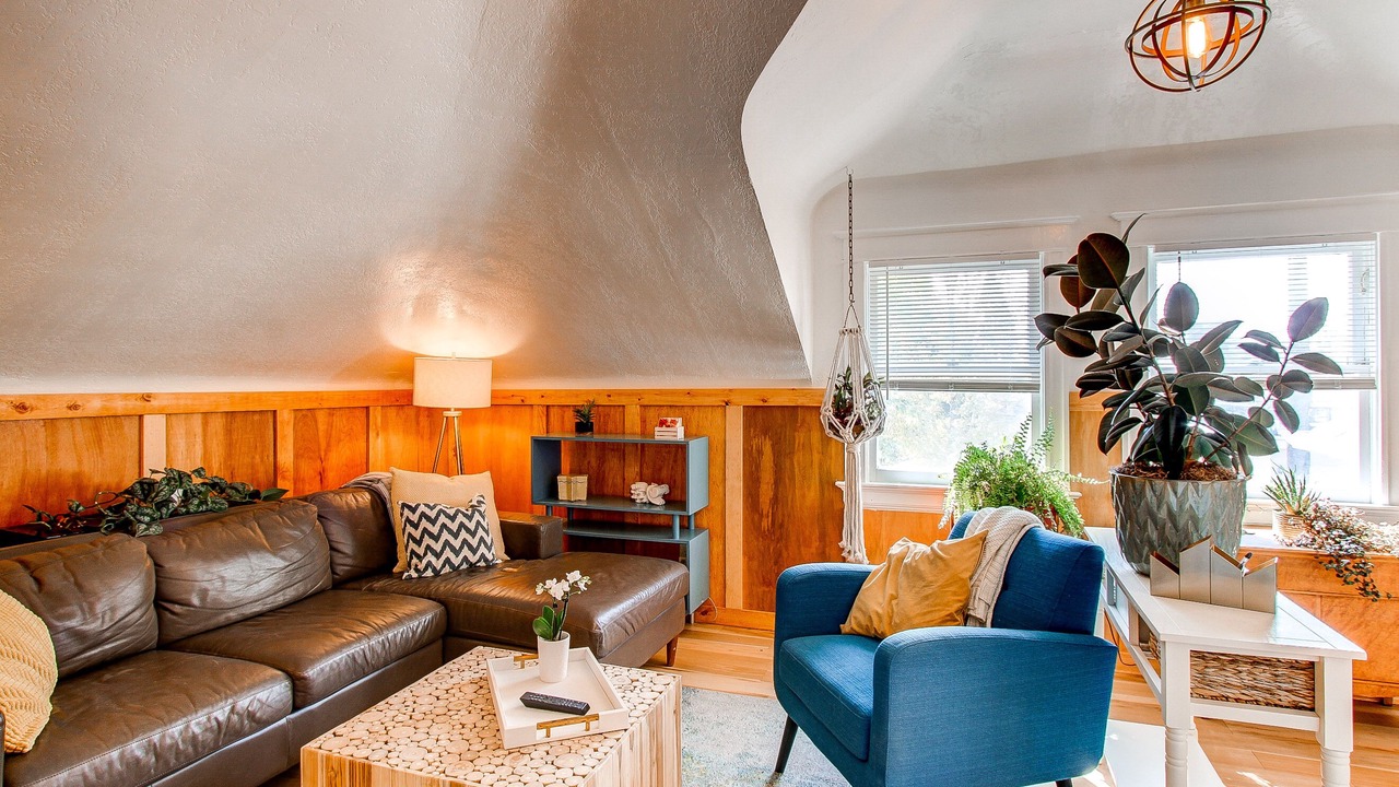 Photo of Livingroom in Capitol Hill