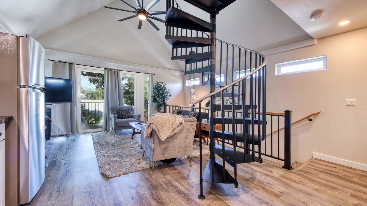 Photo of Livingroom in Central Colorado Springs