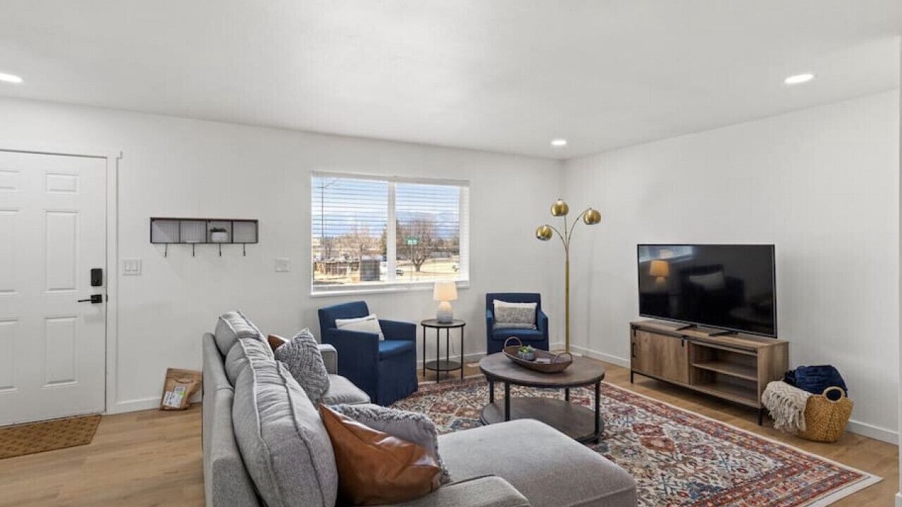 Photo of Livingroom in Northeast Colorado Springs