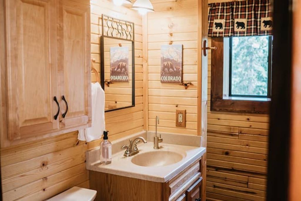Photo of Bathroom in Alma