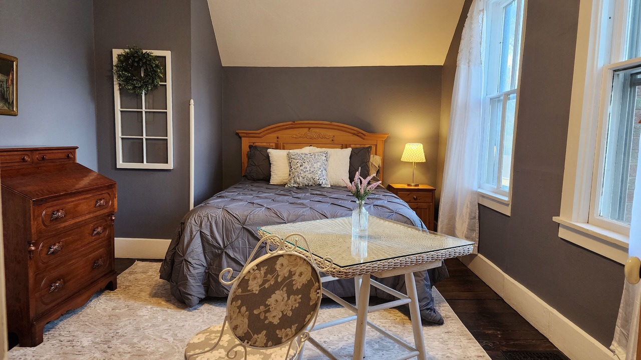Photo of Bedroom in Manitou Springs